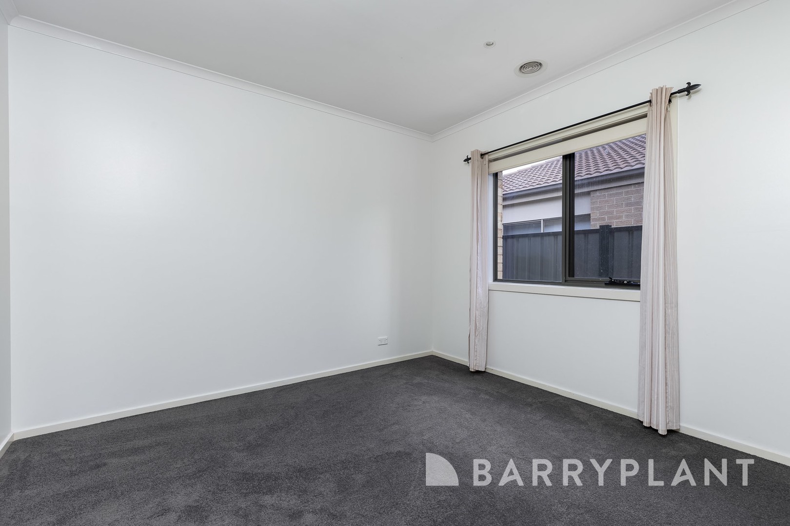 55 Ponsford Drive, Point Cook, VIC 3030, Point Cook - Thumbnail 4