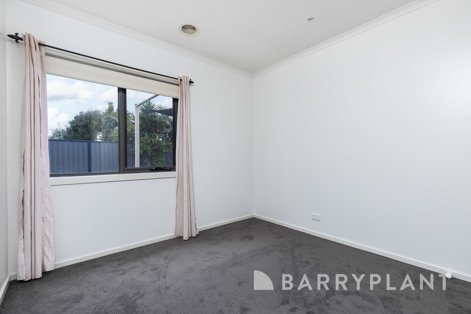 55 Ponsford Drive, Point Cook, VIC 3030, Point Cook - Thumbnail 6
