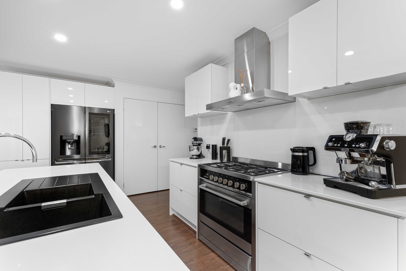 55 Rowling Street, Fraser Rise, VIC 3336, Fraser Rise - Thumbnail 5