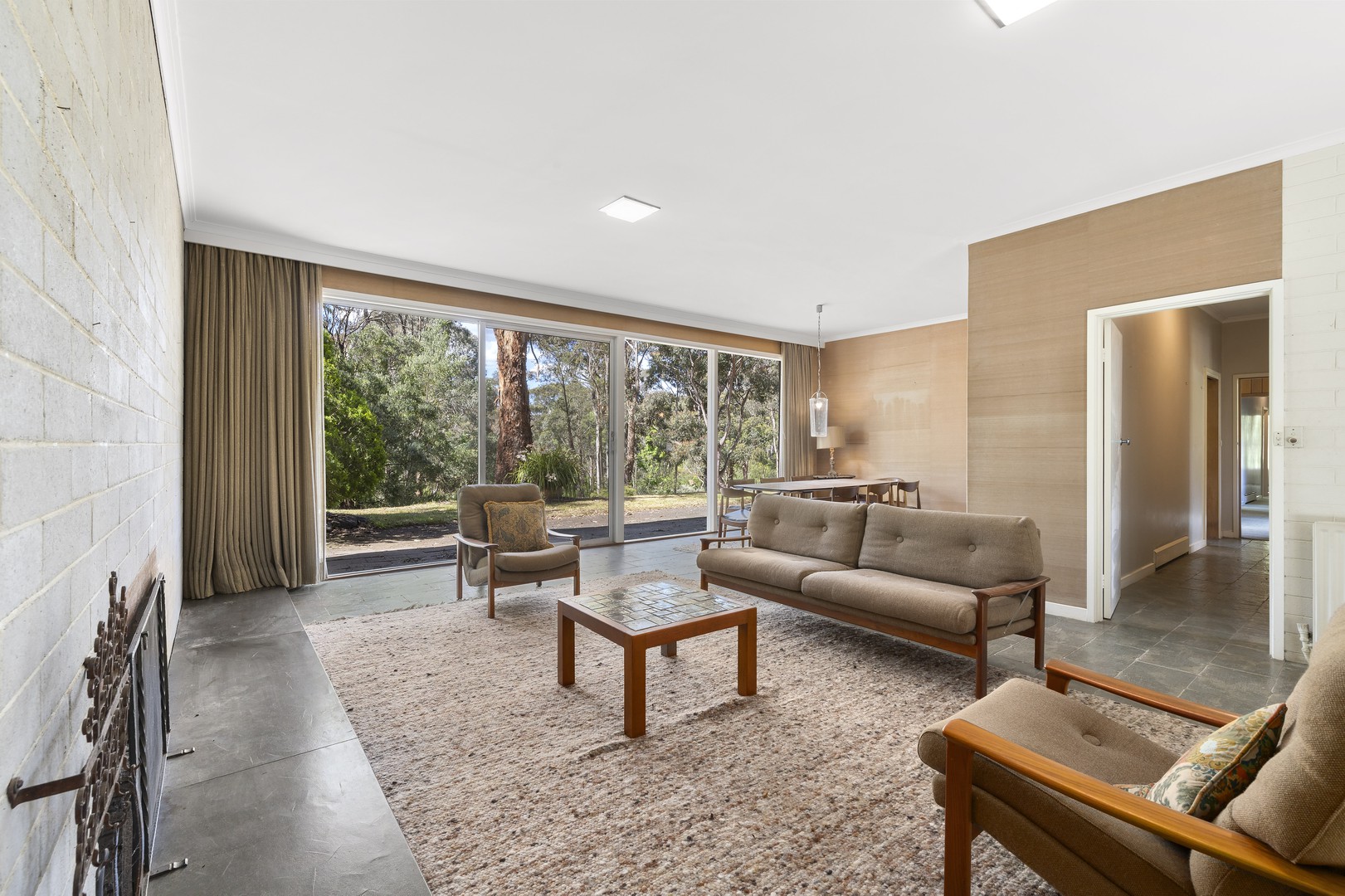 55 Sweeneys Lane, Eltham, VIC 3095 - Thumbnail 1 - 03/12/2021