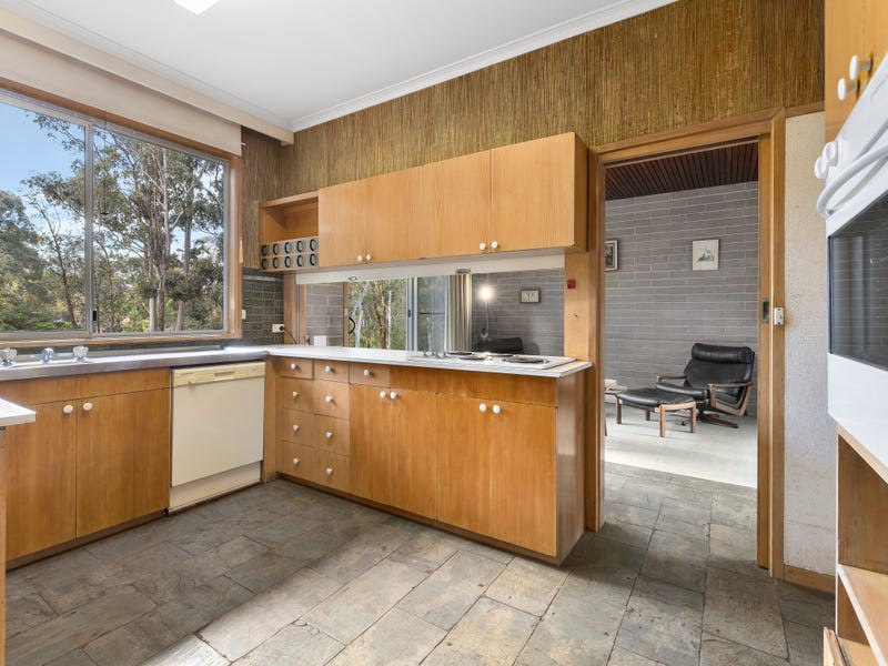 55 Sweeneys Lane, Eltham, VIC 3095 - Thumbnail 2 - 30/05/2025