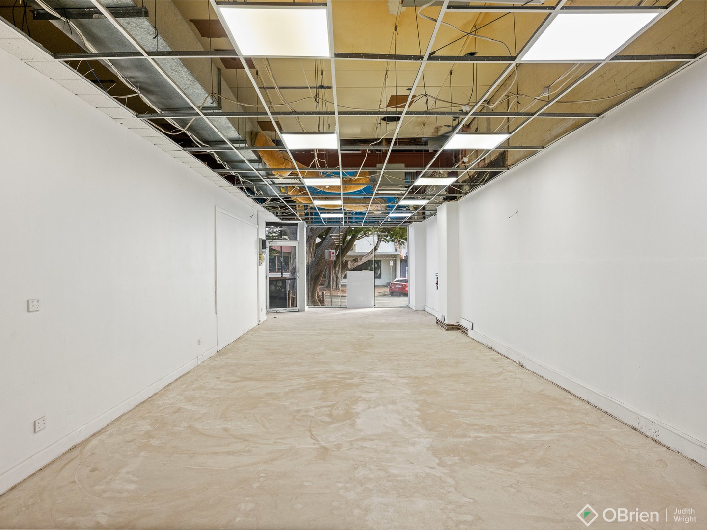 55 Thompson Avenue, Cowes, VIC 3922 - Thumbnail 2 - 02/09/2025