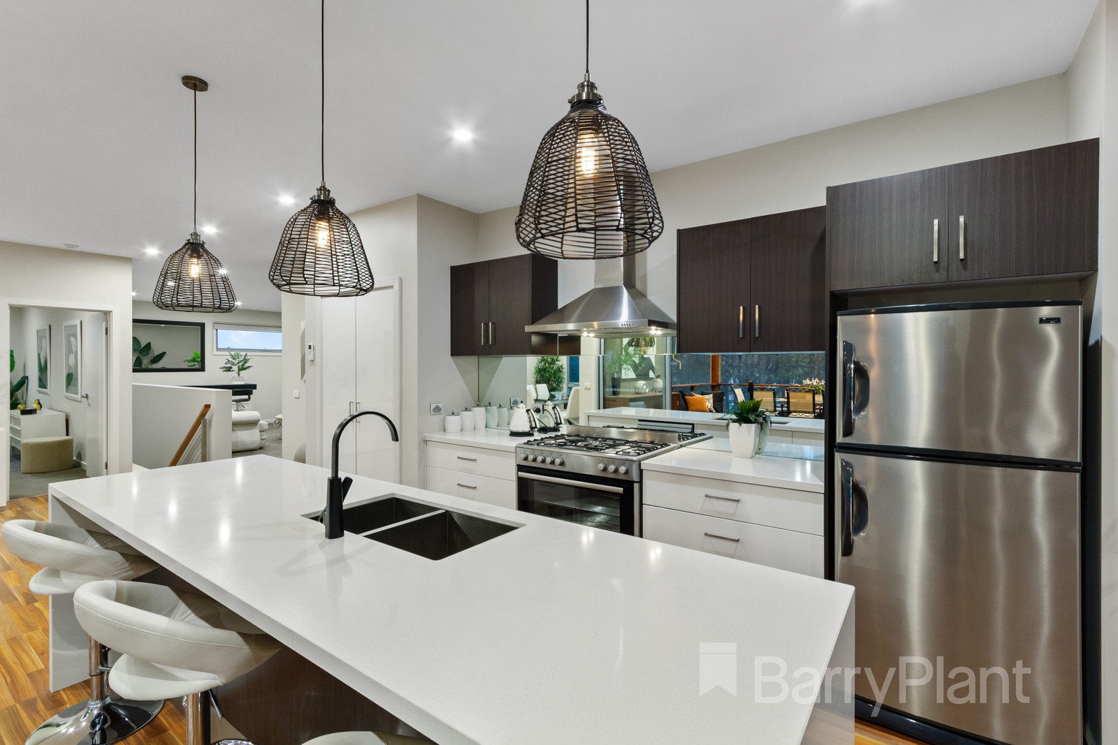 55 Tiverton Circuit, Mooroolbark, VIC 3138, Mooroolbark - Thumbnail 3