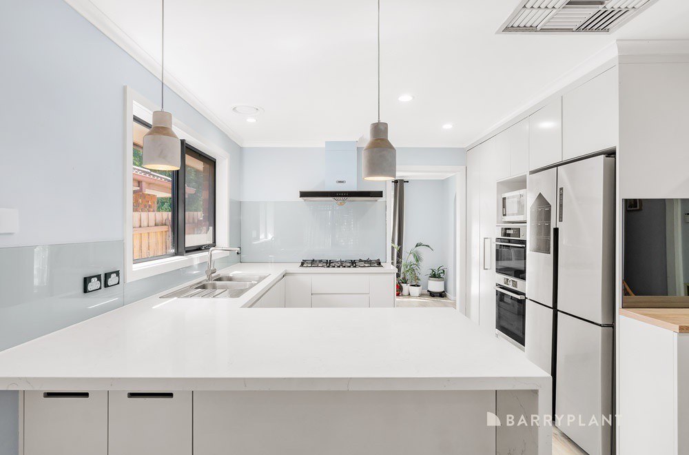 55 Veronica Crescent, Mill Park, VIC 3082, Mill Park - Thumbnail 3