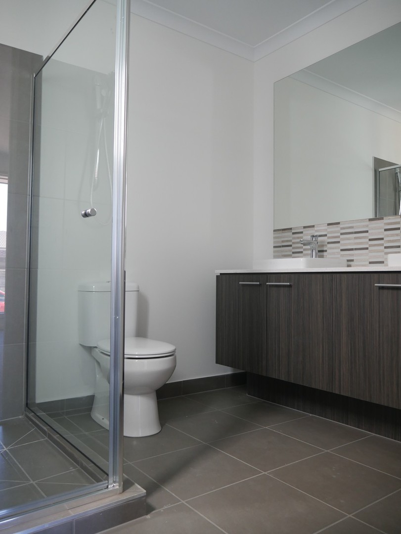 55 Wanneroo Circuit, Melton West, VIC 3337, Melton West - Thumbnail 2