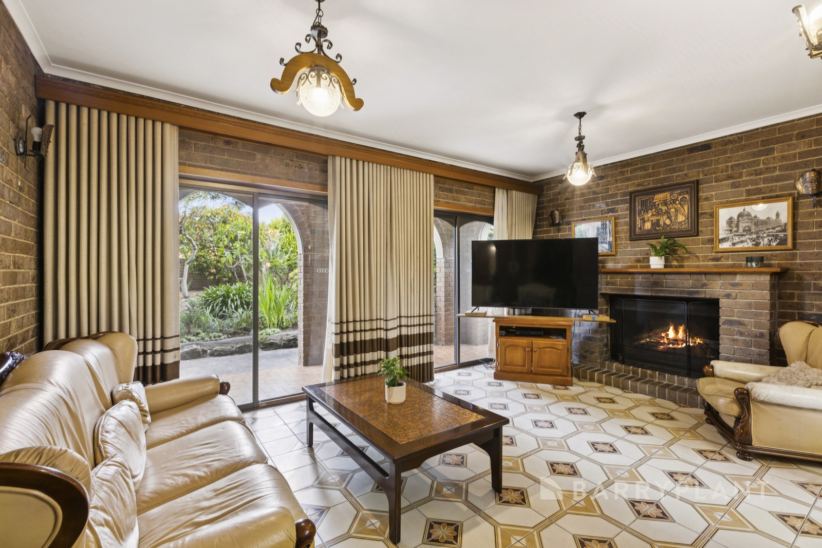 55 Wilson Road, Glen Waverley, VIC 3150 - Thumbnail 2 - 21/10/2026