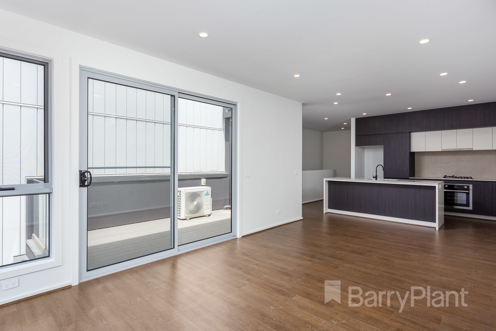 55 Zeta Crescent, Point Cook, VIC 3030, Point Cook - Thumbnail 5