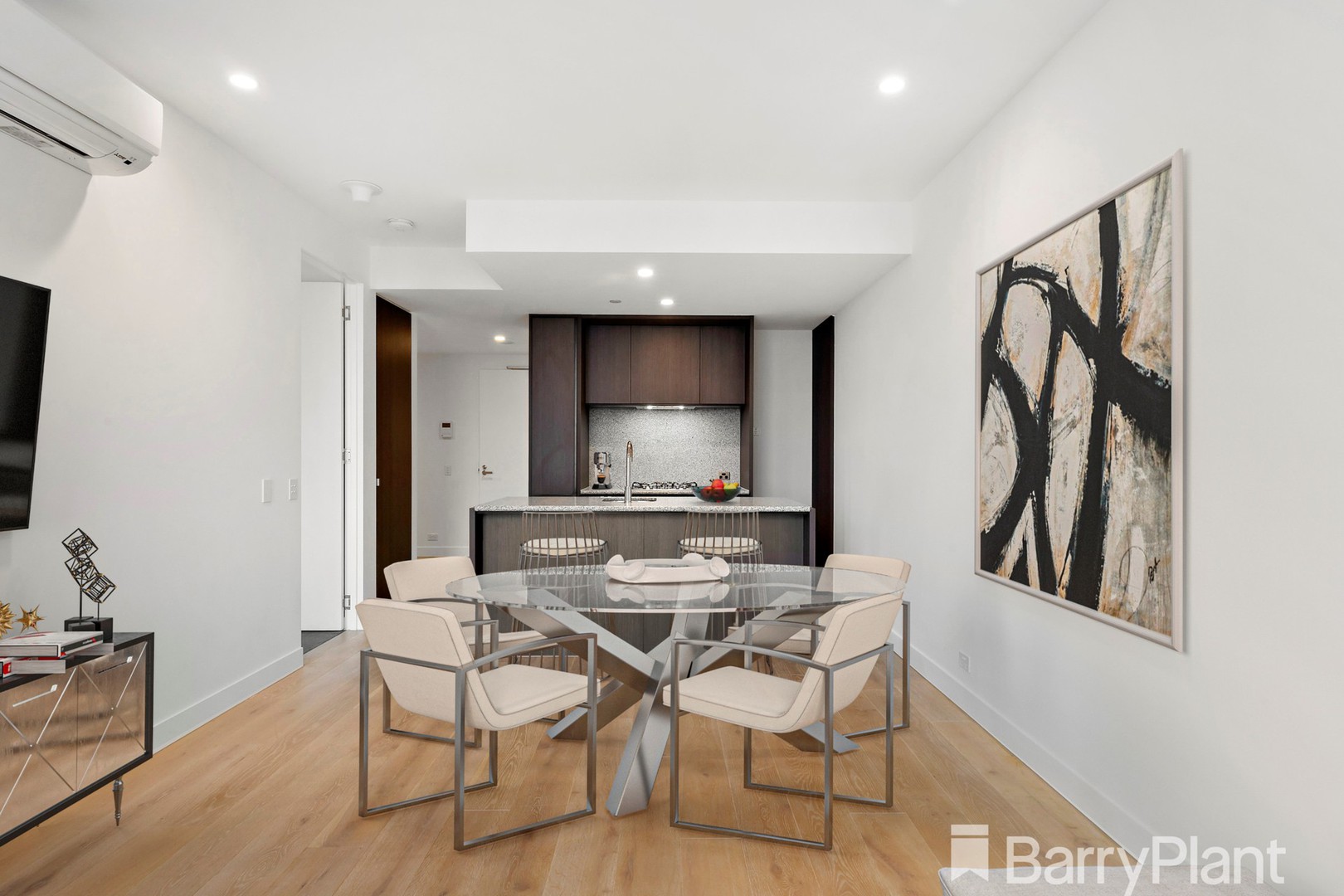 5501/160 Victoria StreetCarlton, VIC 3053, Carlton - Thumbnail 3