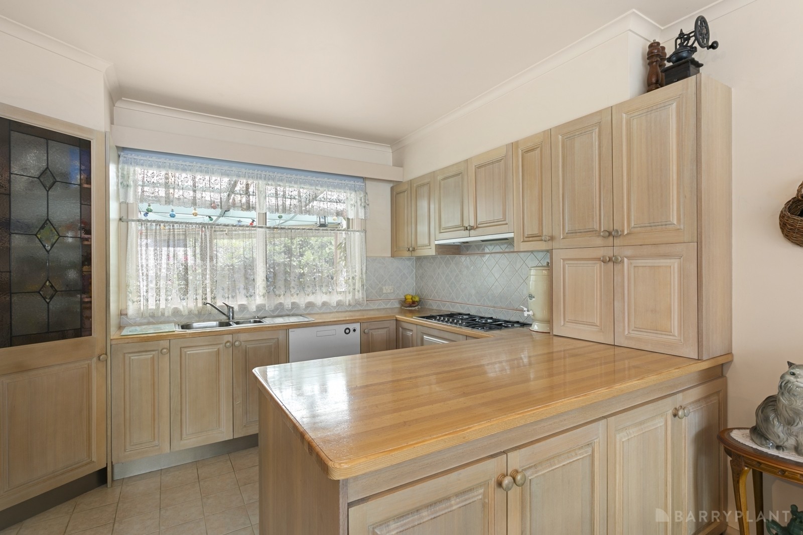 56 Ambrie Crescent, Noble Park, VIC 3174, Noble Park - Thumbnail 5