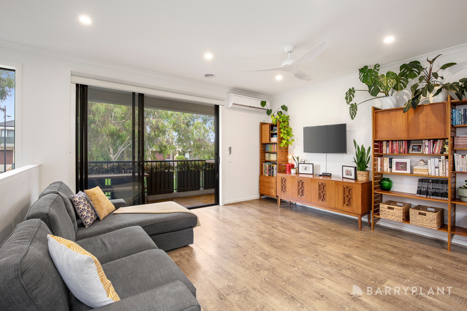 56 Camera Walk, Coburg North, VIC 3058 - Thumbnail 2 - 01/05/2024