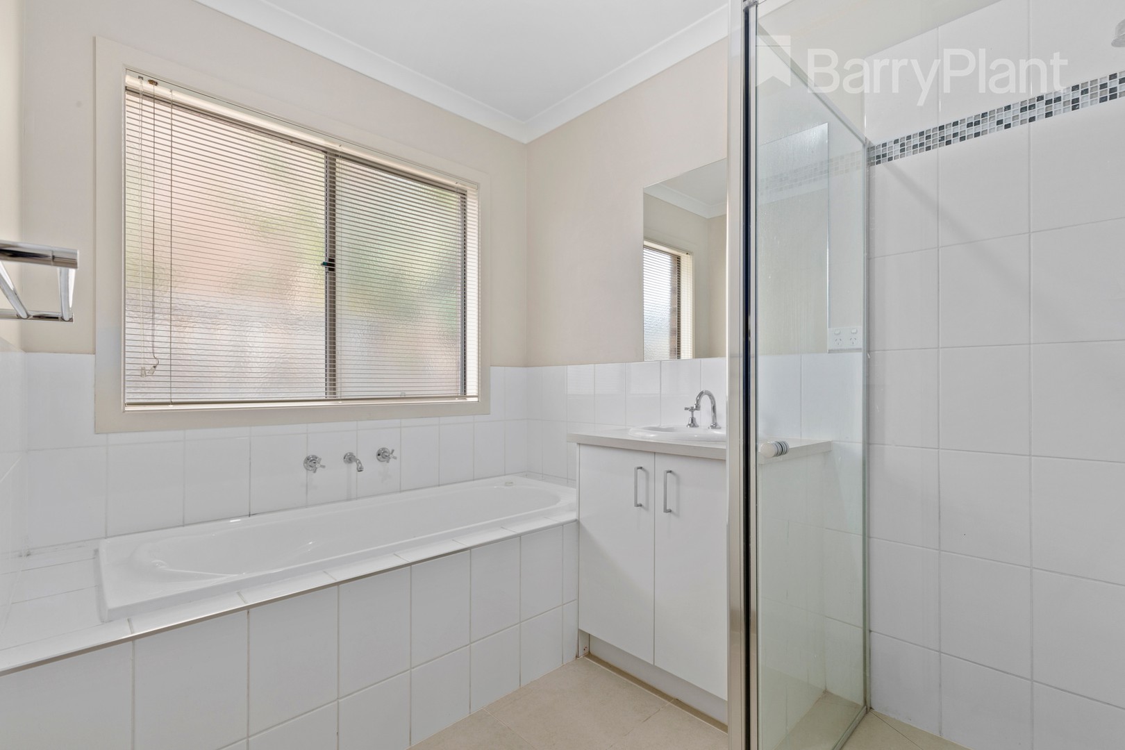 56 Cloverfield Crescent, Wollert, VIC 3750, Wollert - Thumbnail 8