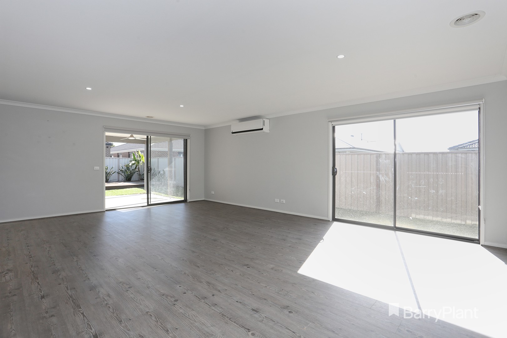 56 Cockatoo Road, Pakenham, VIC 3810, Pakenham - Thumbnail 3