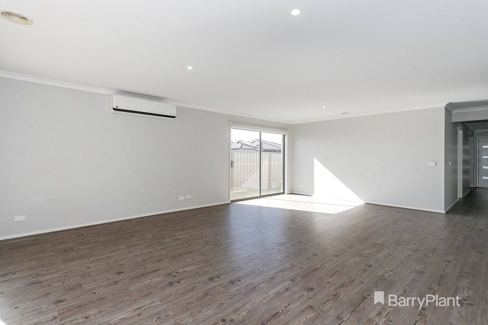 56 Cockatoo Road, Pakenham, VIC 3810, Pakenham - Thumbnail 5