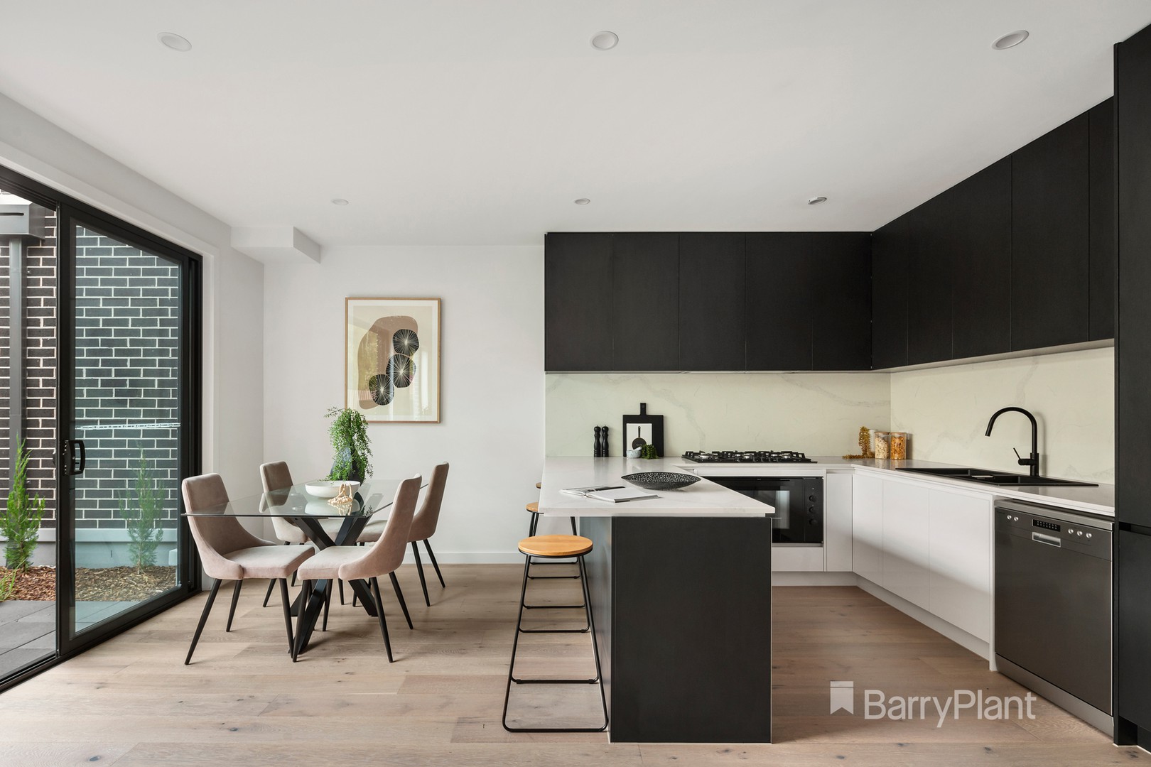 56 Henty Street, Reservoir, VIC 3073, Reservoir - Thumbnail 4