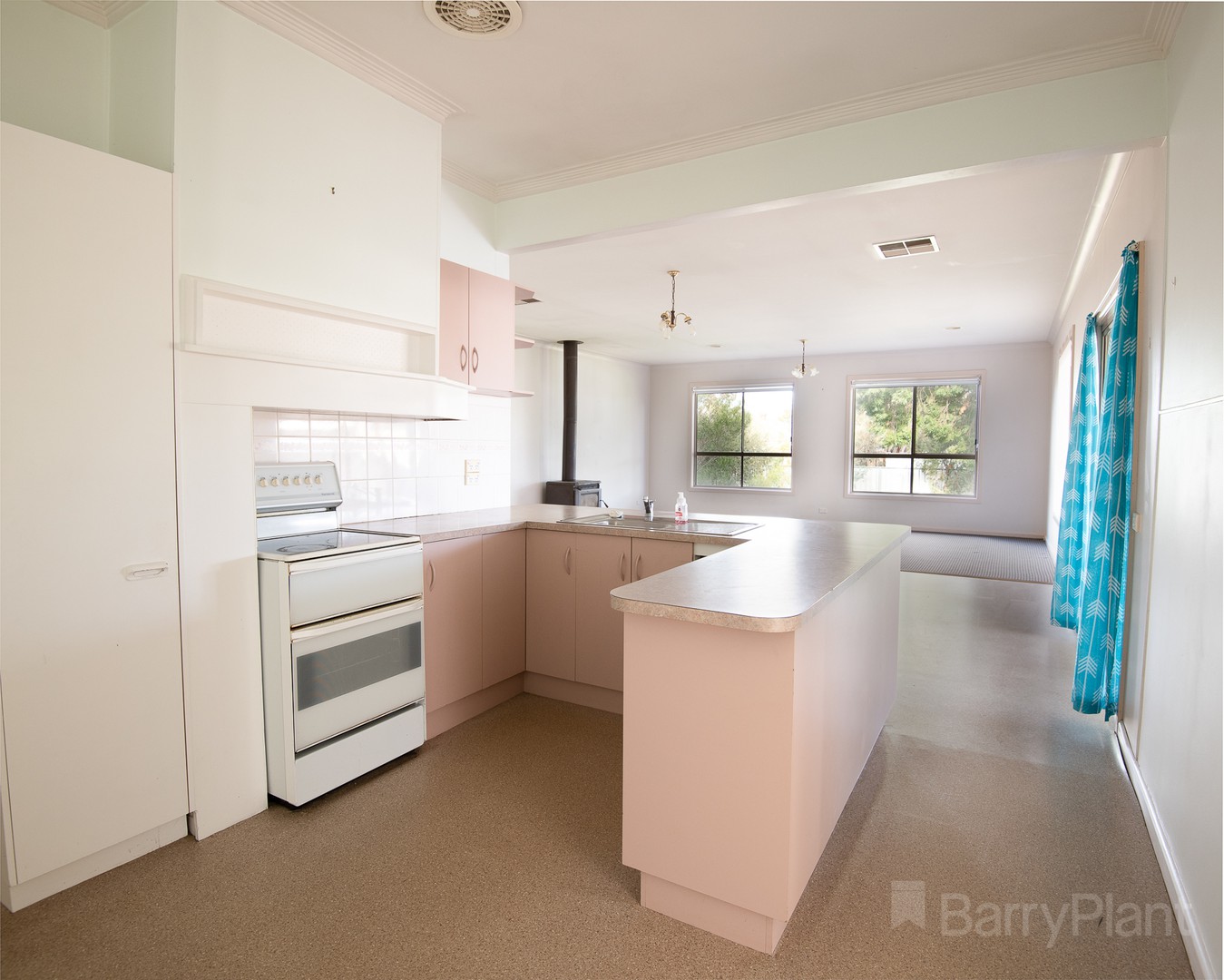 56 Holdsworth RoadLong Gully, VIC 3550  - Leased, Long Gully - Thumbnail 4