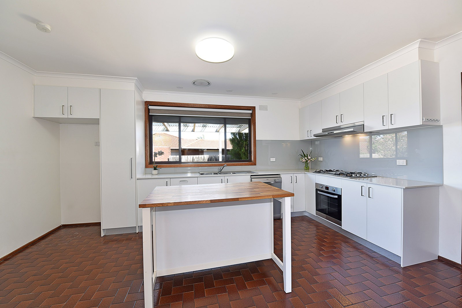 56  Lackenheath Drive, Tullamarine, VIC 3043, Tullamarine - Thumbnail 4