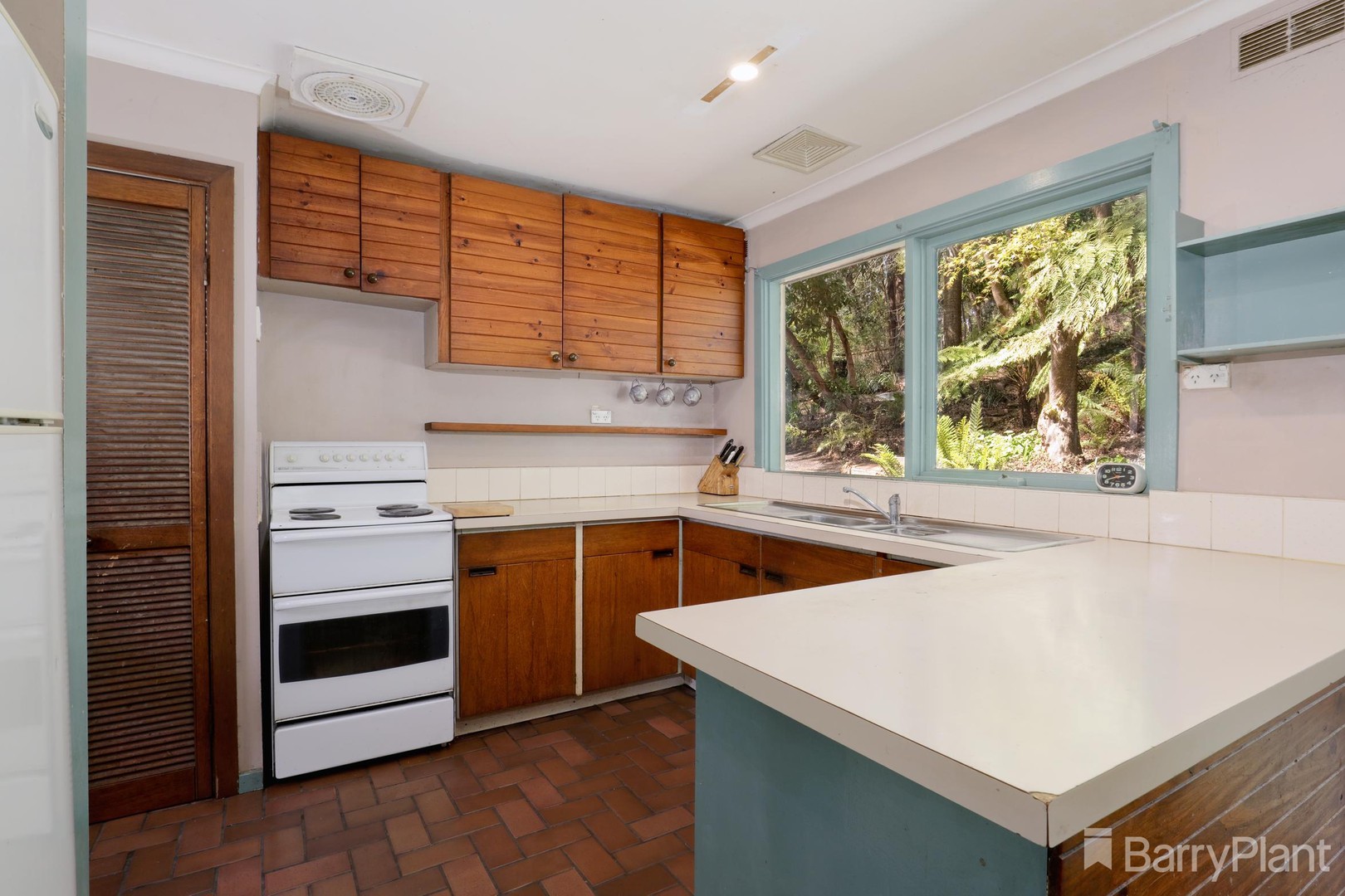 56 Lakeside Drive, Emerald, VIC 3782, Emerald - Thumbnail 4
