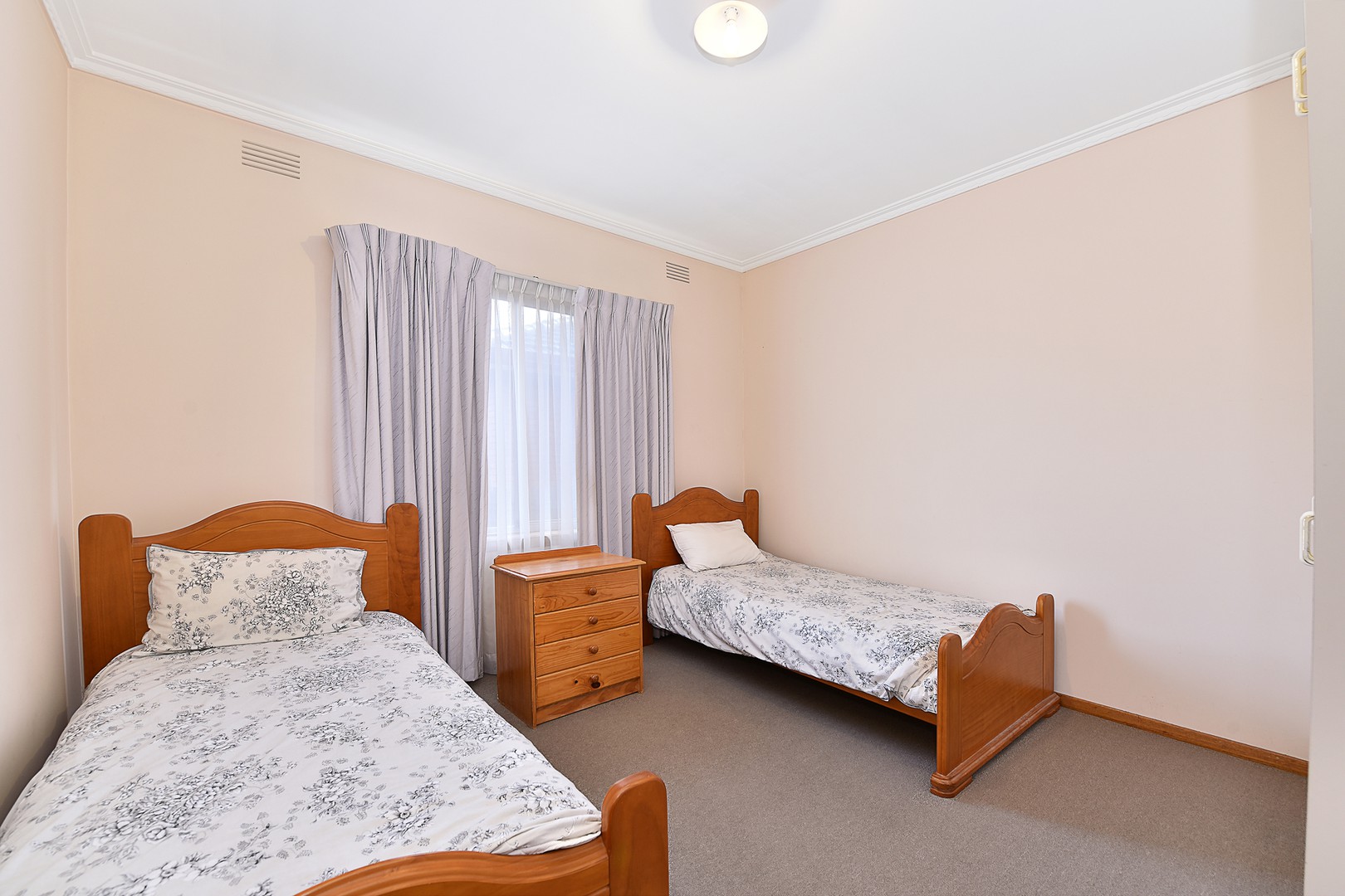 56 Lawley Street, Reservoir, VIC 3073, Reservoir - Thumbnail 8