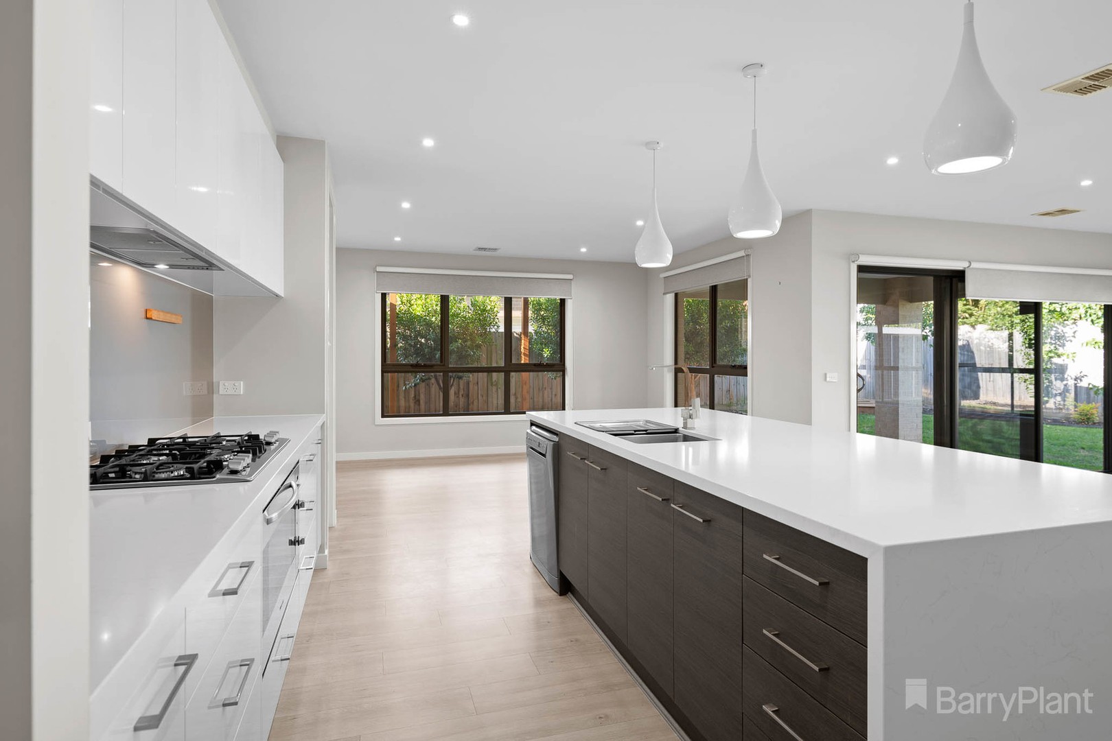 56 Pepper Crescent, Drouin, VIC 3818, Drouin - Thumbnail 6