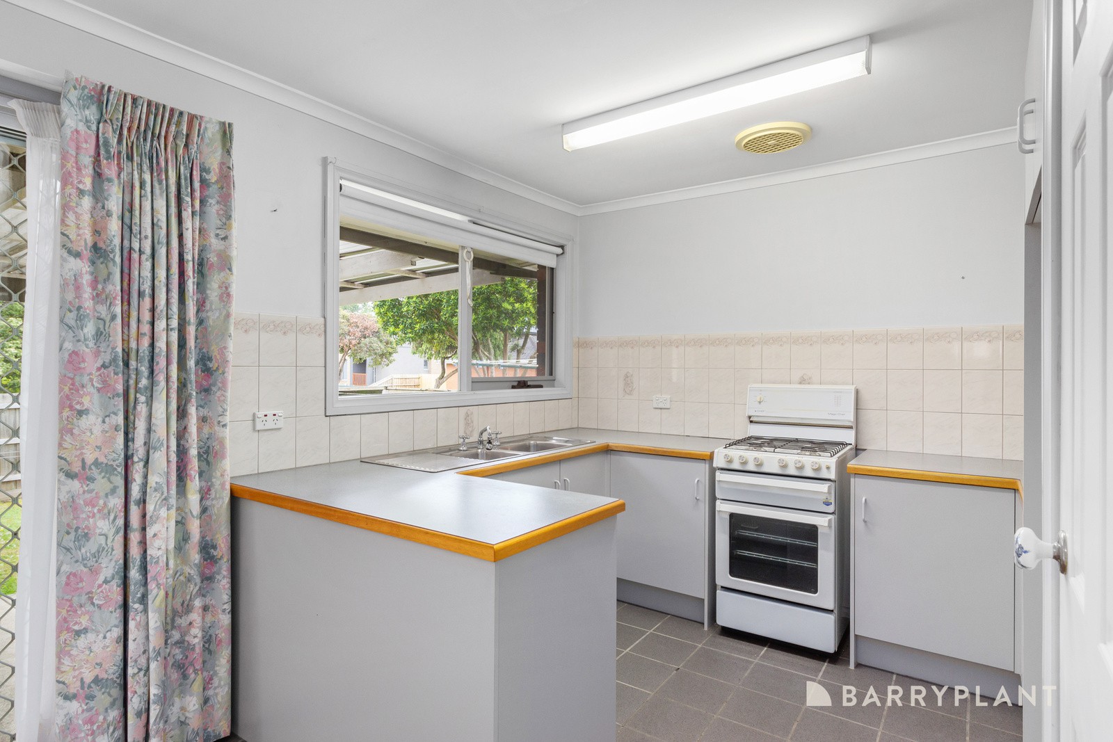 56 Pine Crescent, Boronia, VIC 3155, Boronia - Thumbnail 4