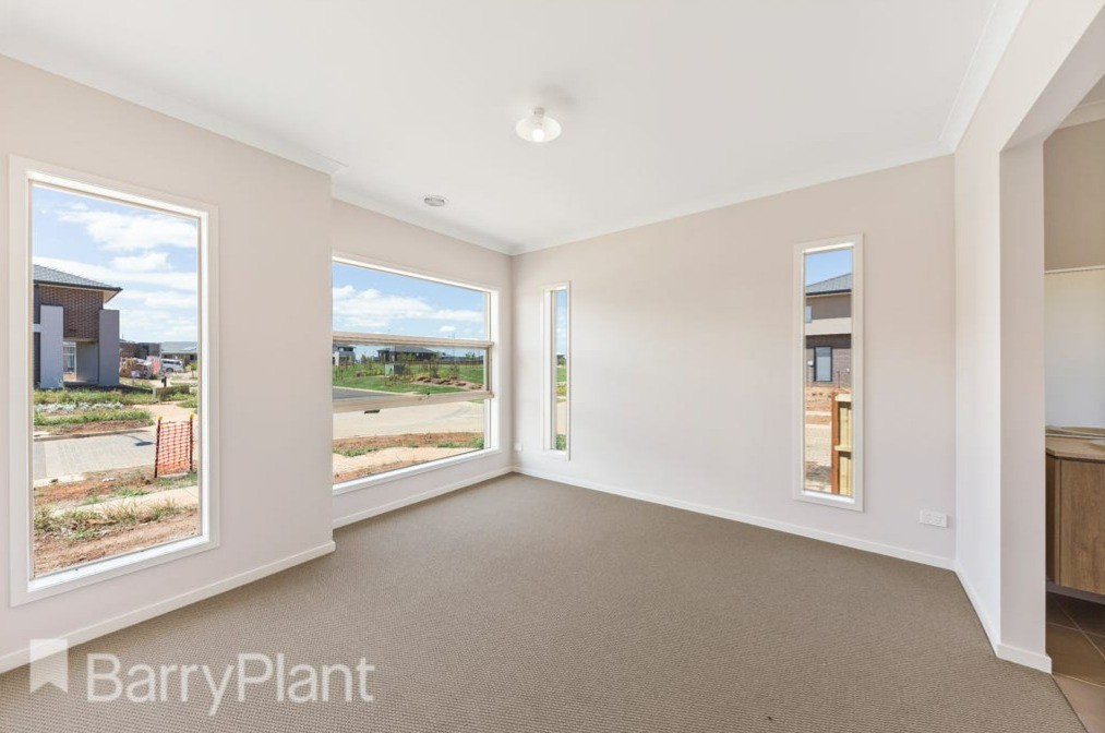 56 Pioneer Drive, Aintree, VIC 3336, Aintree - Thumbnail 4