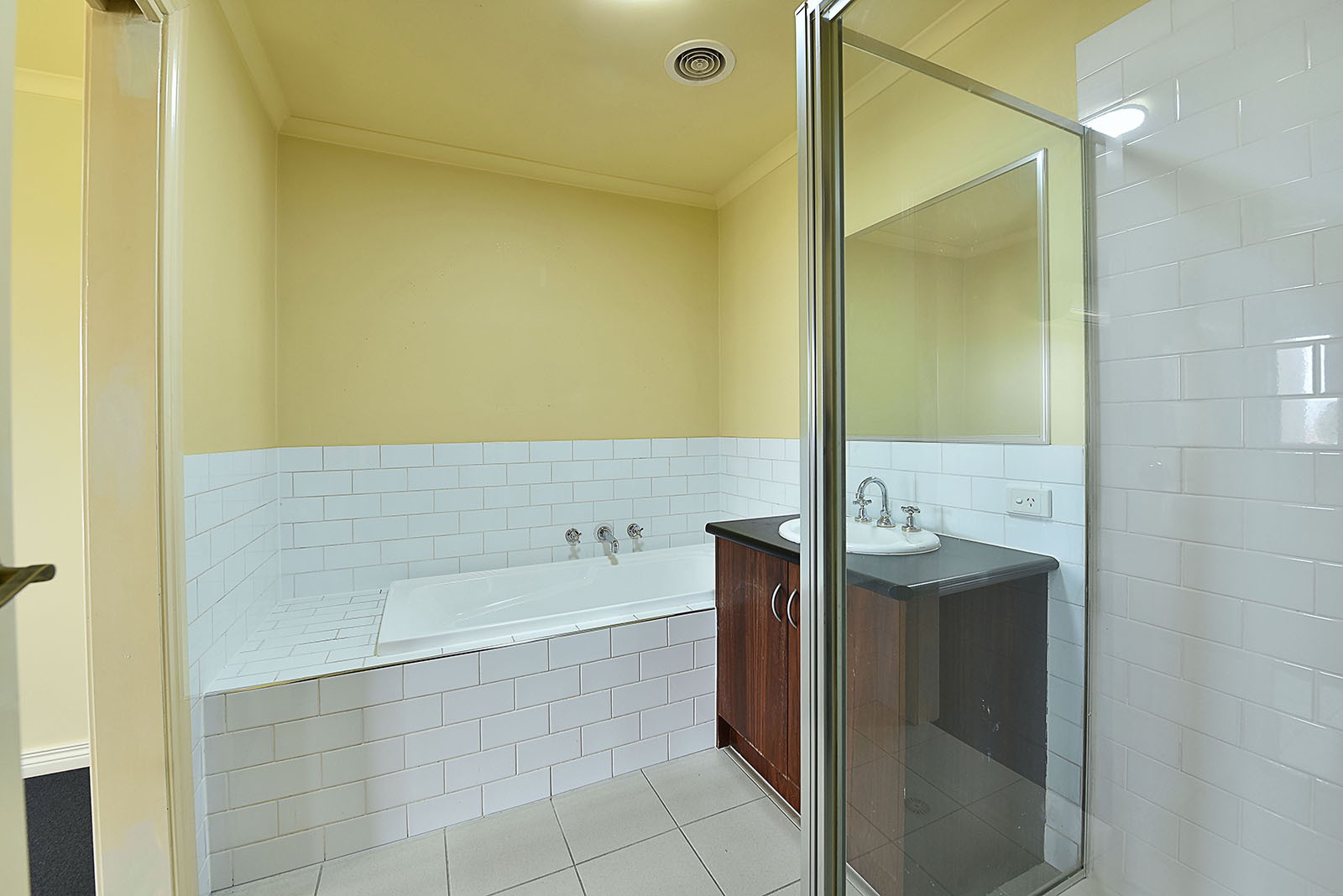 56 Rimcross Dr, Keilor East, VIC 3033, Keilor East - Thumbnail 4