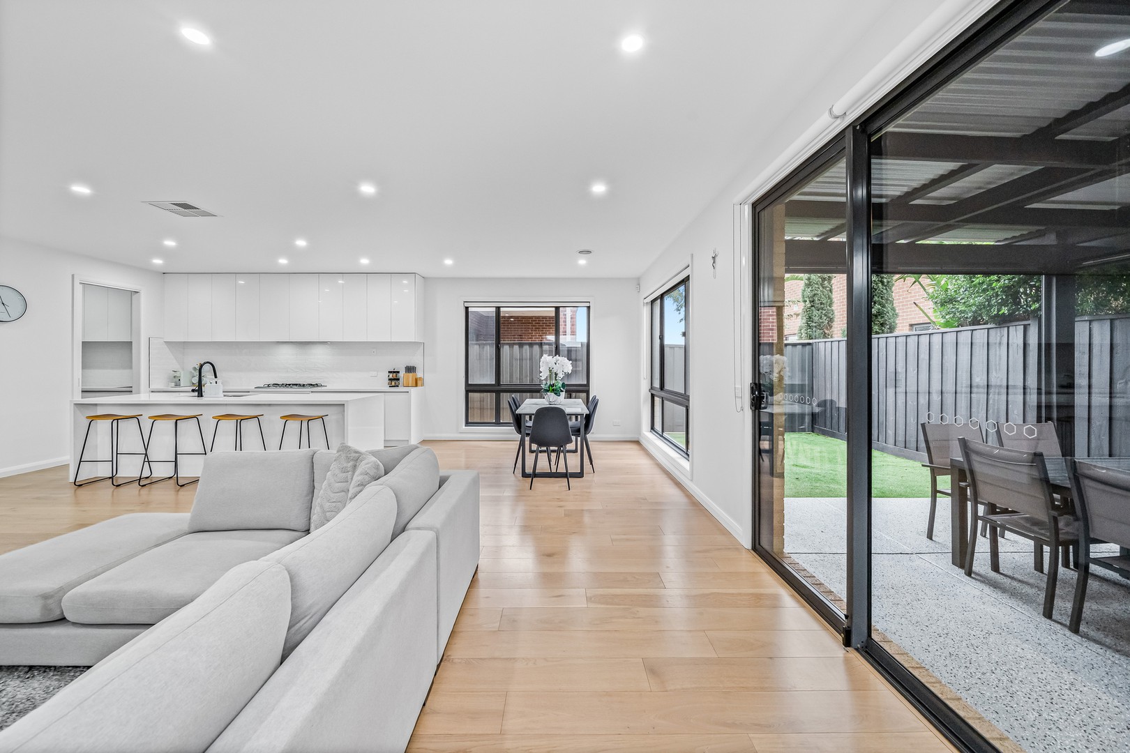 56 Royale Drive, Fraser Rise, VIC 3336, Fraser Rise - Thumbnail 2