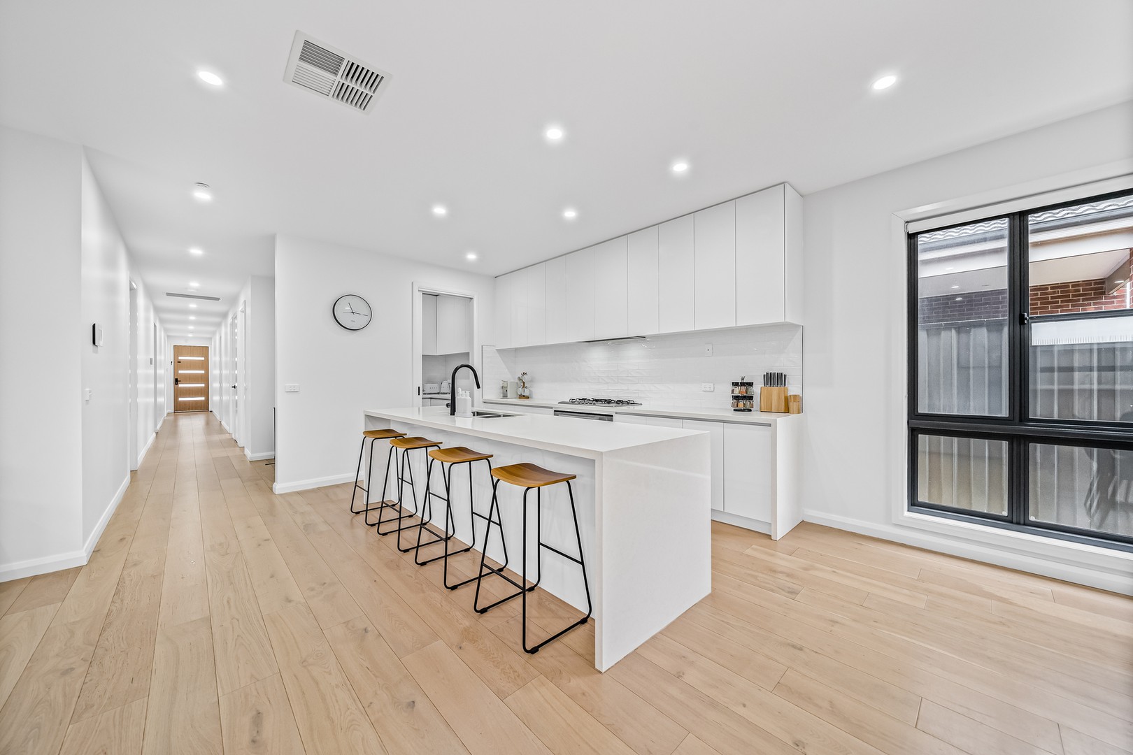 56 Royale Drive, Fraser Rise, VIC 3336, Fraser Rise - Thumbnail 4