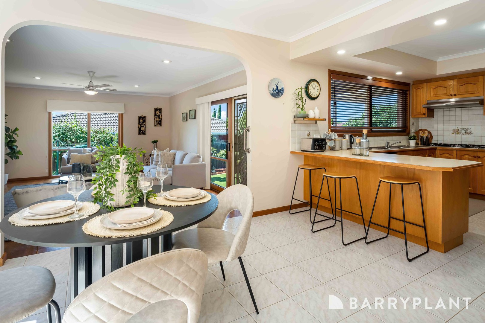 56 Telopea Crescent, Mill Park, VIC 3082, Mill Park - Thumbnail 4