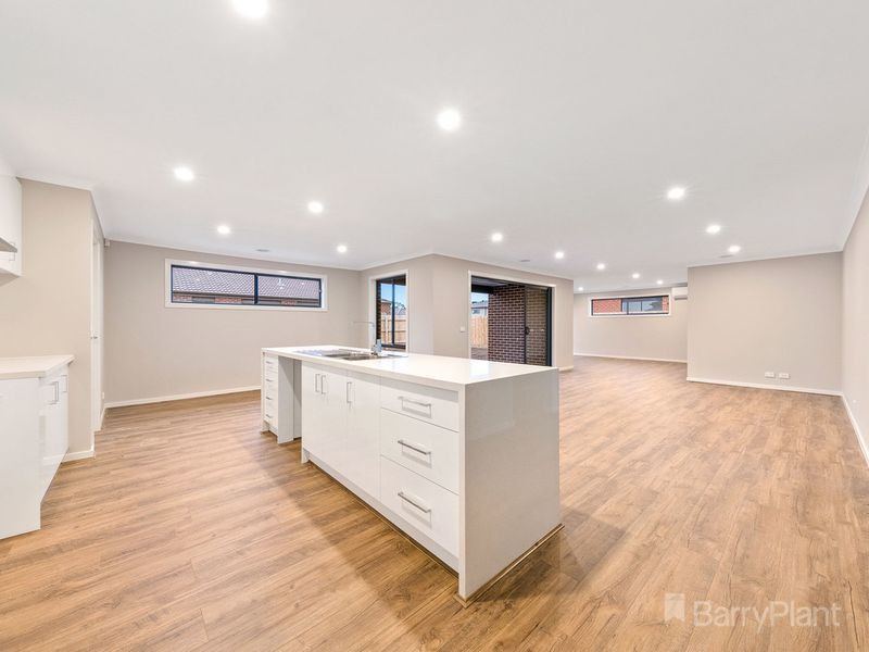 56 Townley Road, Koo Wee Rup, VIC 3981, Koo Wee Rup - Thumbnail 2