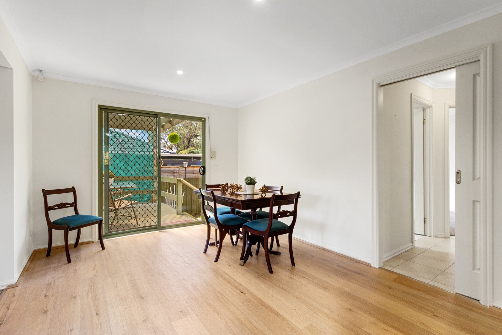 56 Wattletree Road, Ferntree Gully, VIC 3156, Ferntree Gully - Thumbnail 4