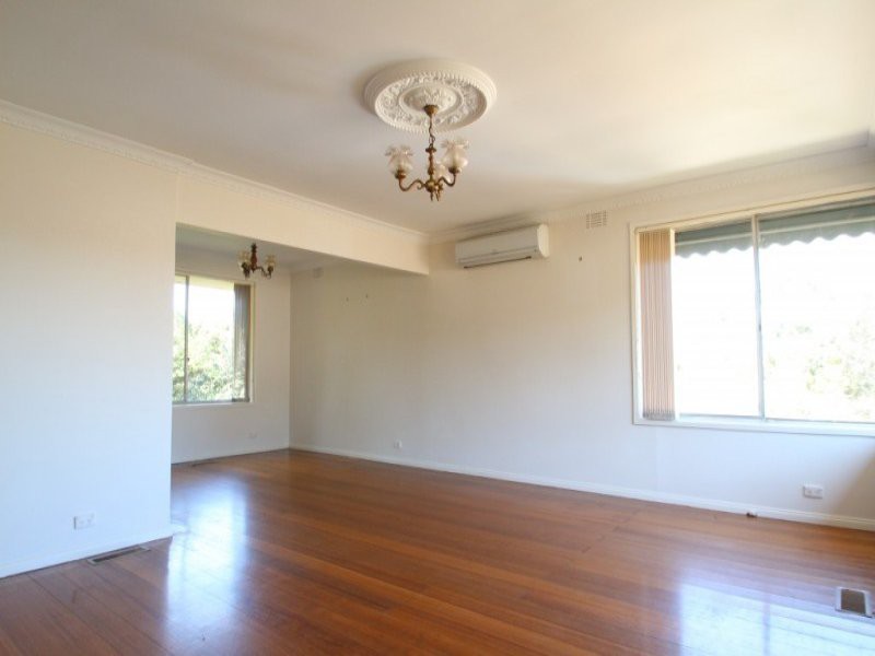56 Winyard Drive, Mooroolbark, VIC 3138, Mooroolbark - Thumbnail 2