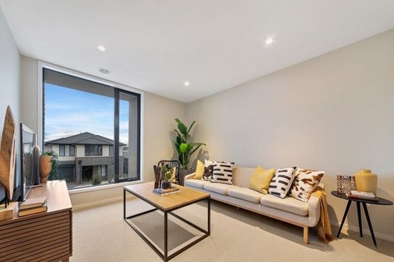 562 Grand Boulevard, Craigieburn, VIC 3064, Craigieburn - Thumbnail 4