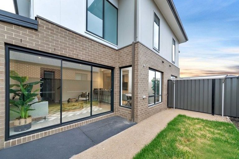 568 Grand Boulevard, Craigieburn, VIC 3064, Craigieburn - Thumbnail 8