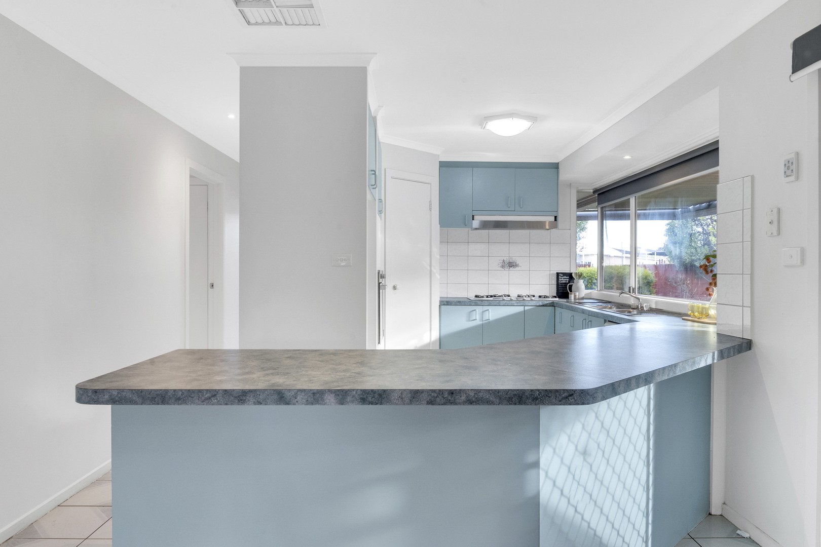 57 Banbury Crescent, Craigieburn, VIC 3064, Craigieburn - Thumbnail 4