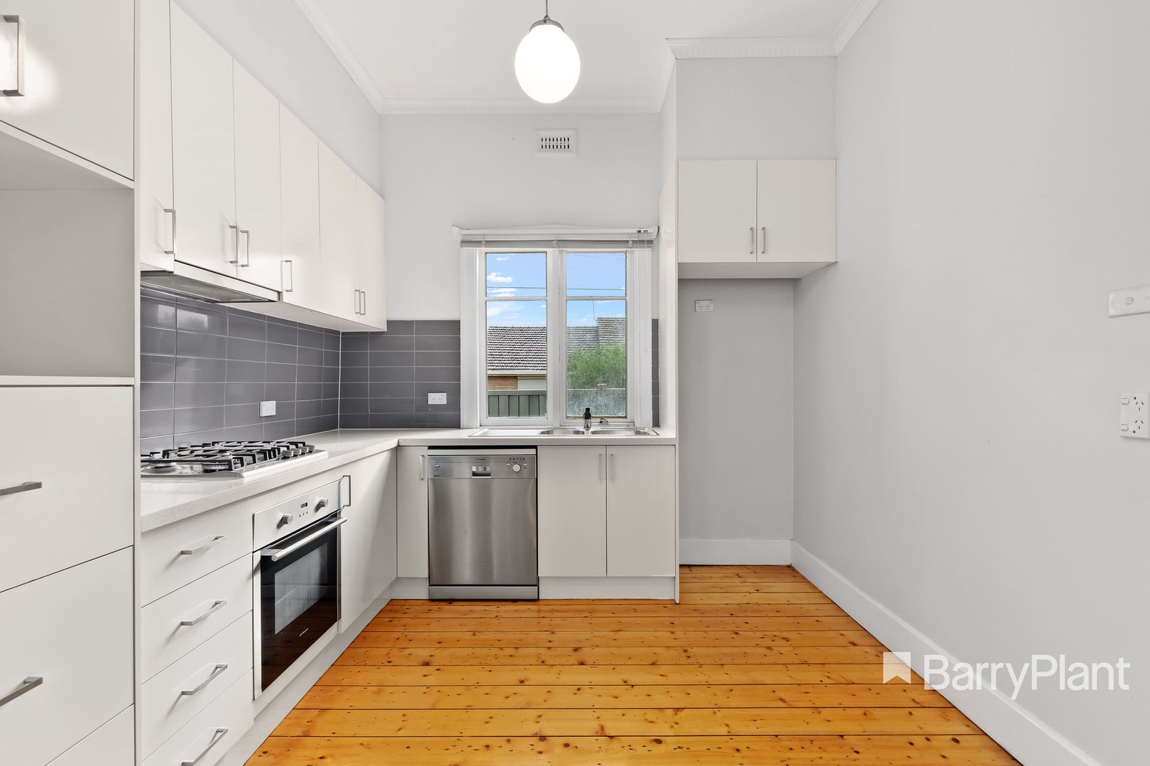 57 Beauchamp Street, Preston, VIC 3072, Preston - Thumbnail 2