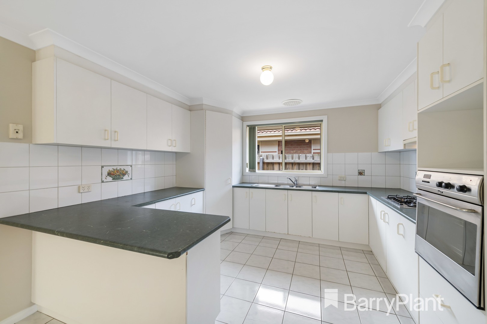 57 Bellbridge Drive, Hoppers Crossing, VIC 3029, Hoppers Crossing - Thumbnail 7