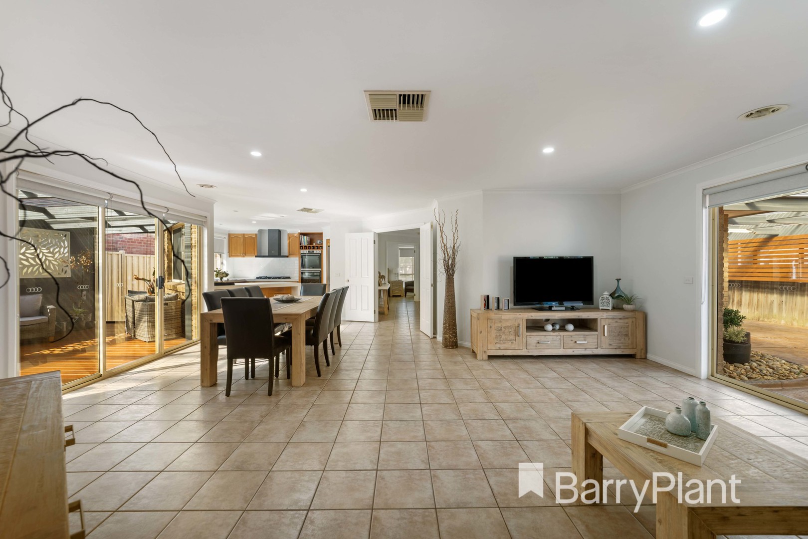 57 Birchwood Boulevard, Hoppers Crossing, VIC 3029, Hoppers Crossing - Thumbnail 3