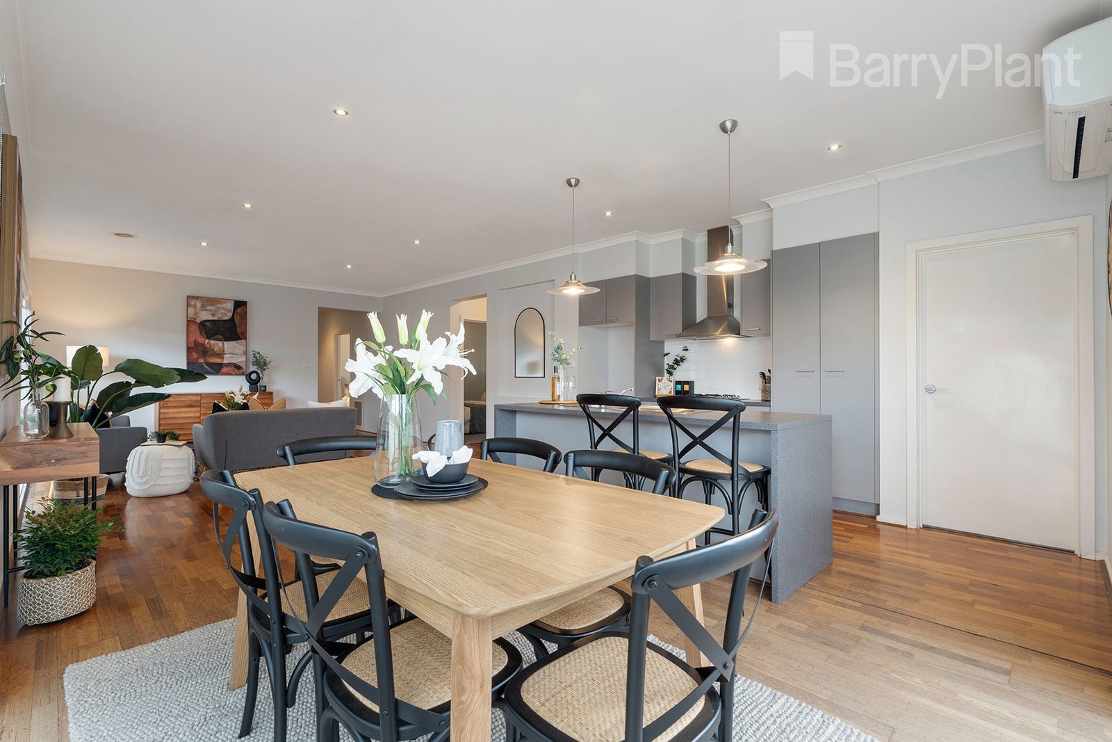57 Burrora Way, Craigieburn, VIC 3064, Craigieburn - Thumbnail 7
