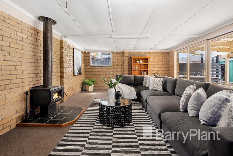 57 Carolyn Crescent, Bundoora, VIC 3083, Bundoora - Thumbnail 4
