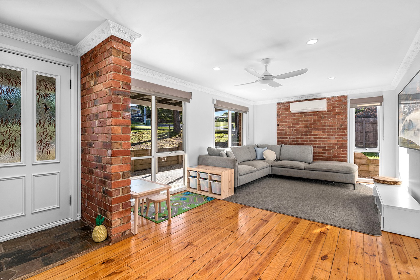 57 Fernhill Road, Mount Evelyn, VIC 3796, Mount Evelyn - Thumbnail 2