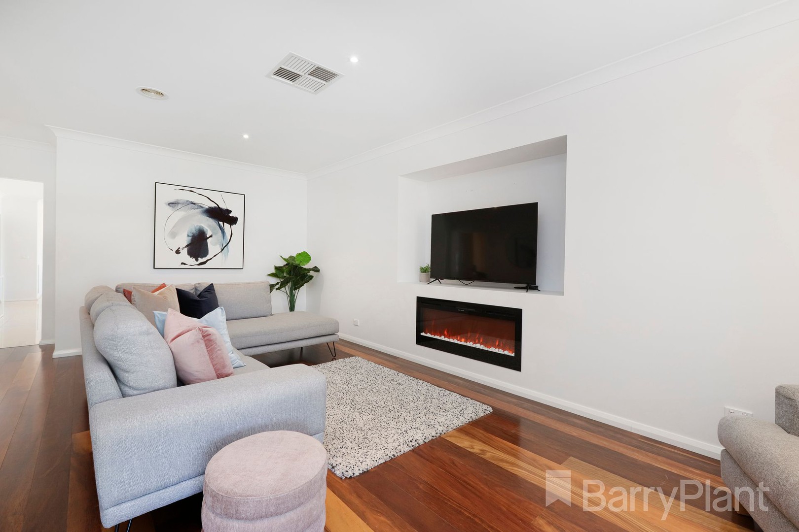 57 Haddon Hall DriveAttwood, VIC 3049, Attwood - Thumbnail 4