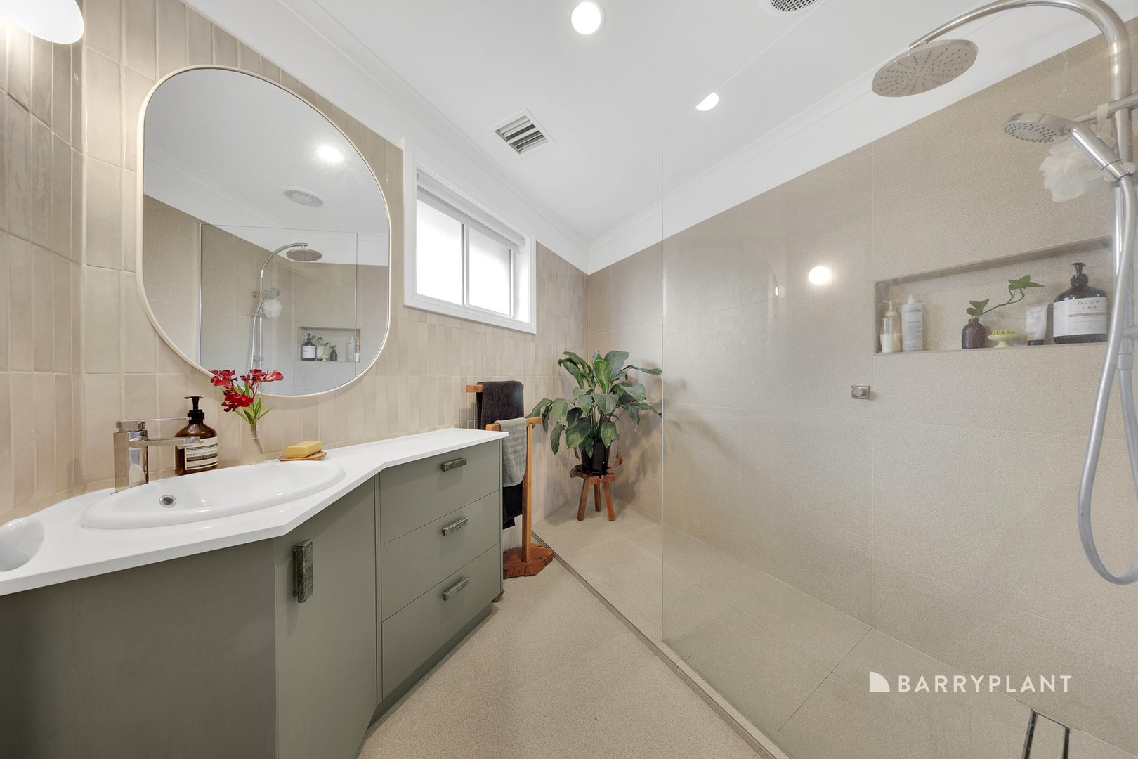 57 Hawkes Drive, Mill Park, VIC 3082, Mill Park - Thumbnail 4