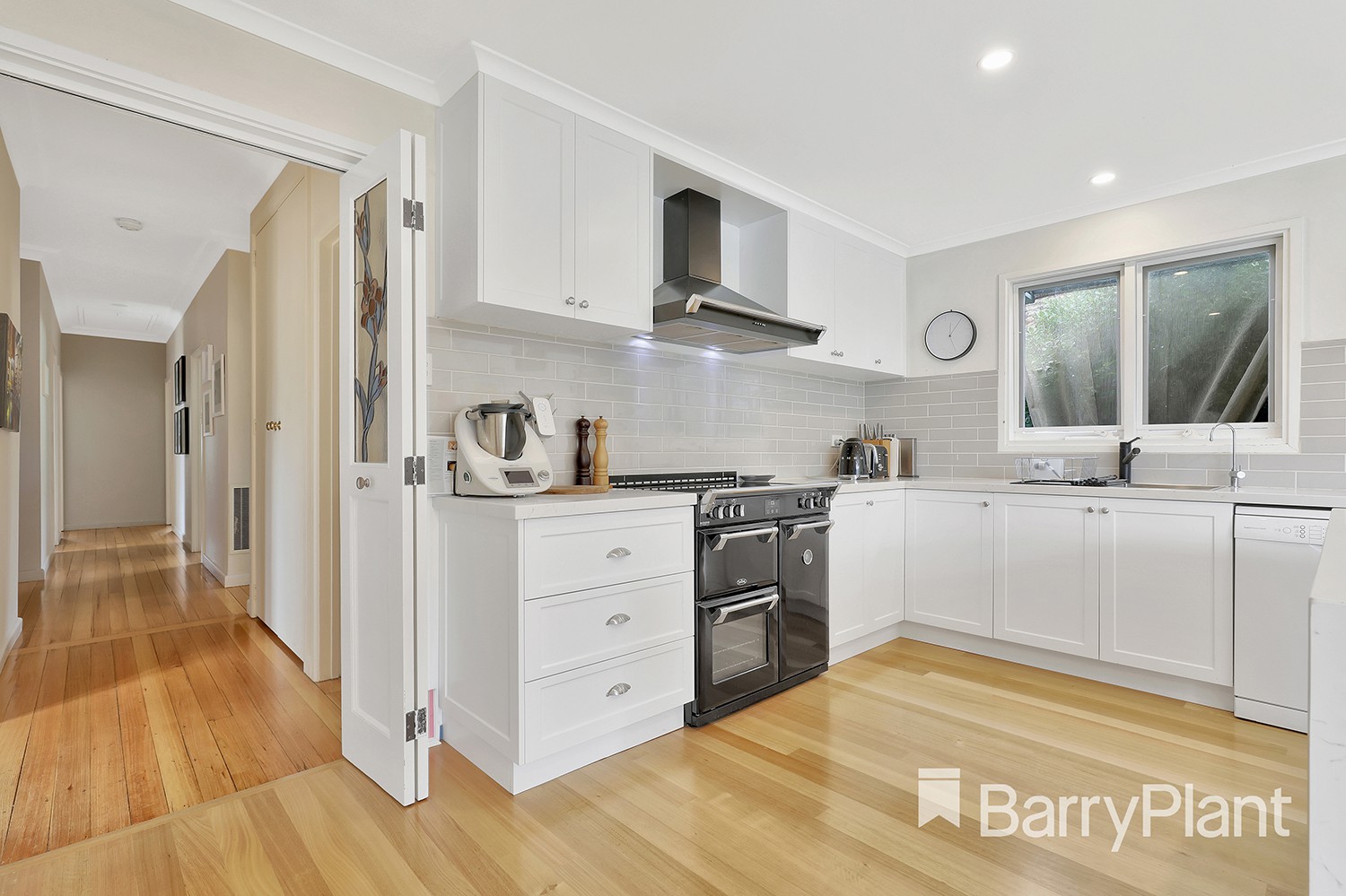 57 Latrobe  Street, Cheltenham, VIC 3192, Cheltenham - Thumbnail 4