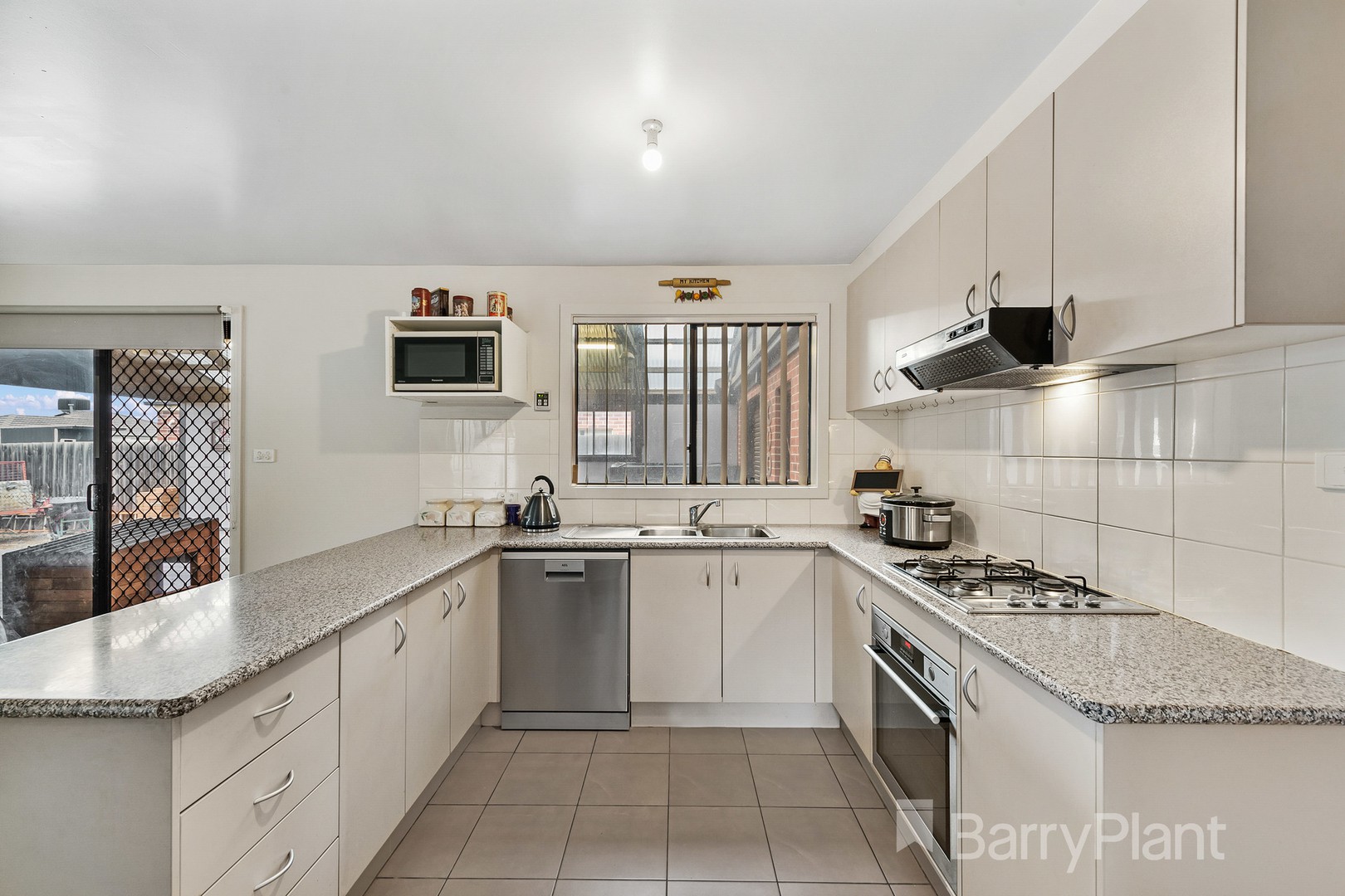 57 Mcburnie Drive, Kurunjang, VIC 3337, Kurunjang - Thumbnail 4