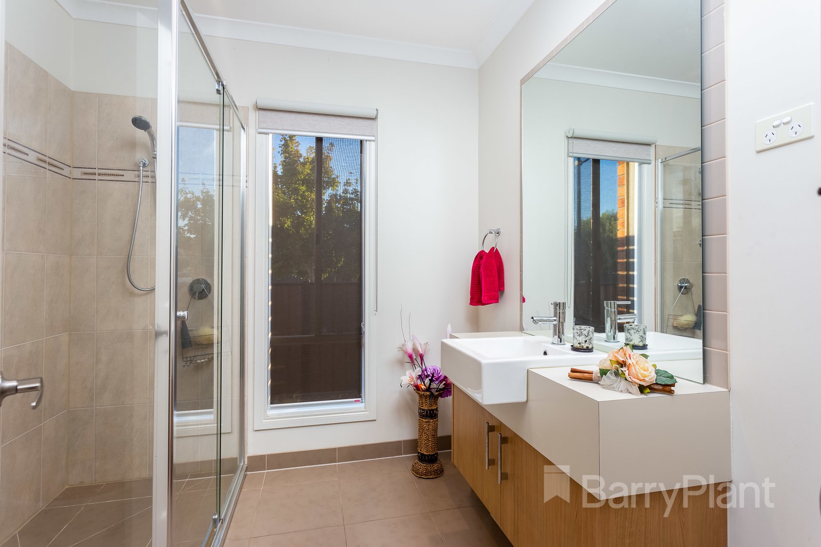 57 Niland Crescent, Point Cook, VIC 3030, Point Cook - Thumbnail 3