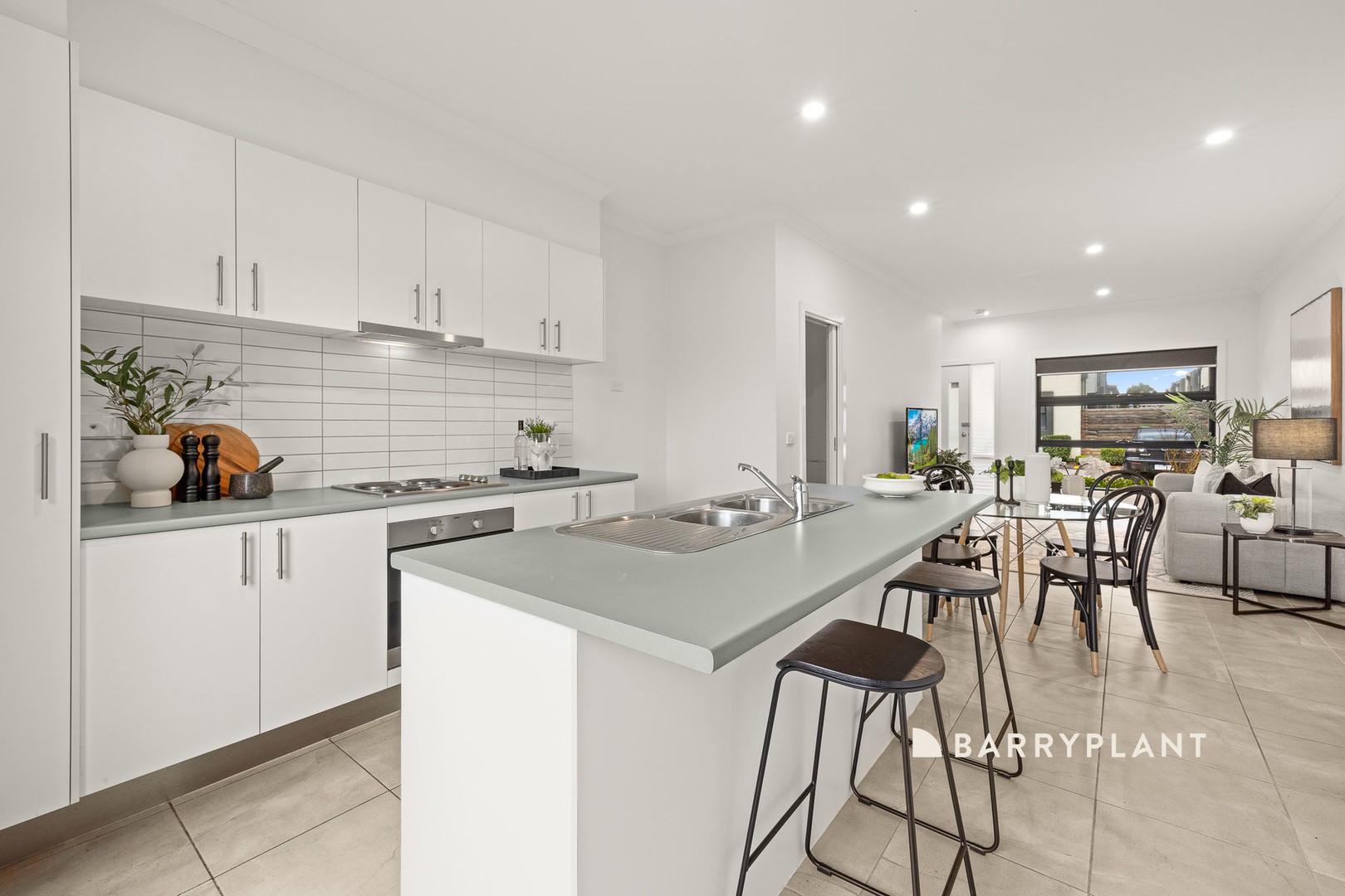 57 Nugget Way, Cranbourne East, VIC 3977, Cranbourne East - Thumbnail 4