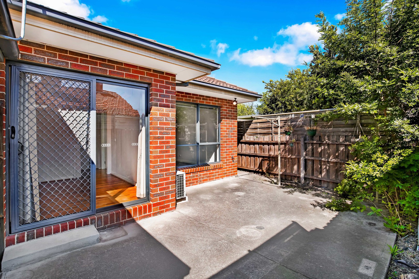 57 Pine Street, Reservoir, VIC 3073, Reservoir - Thumbnail 7
