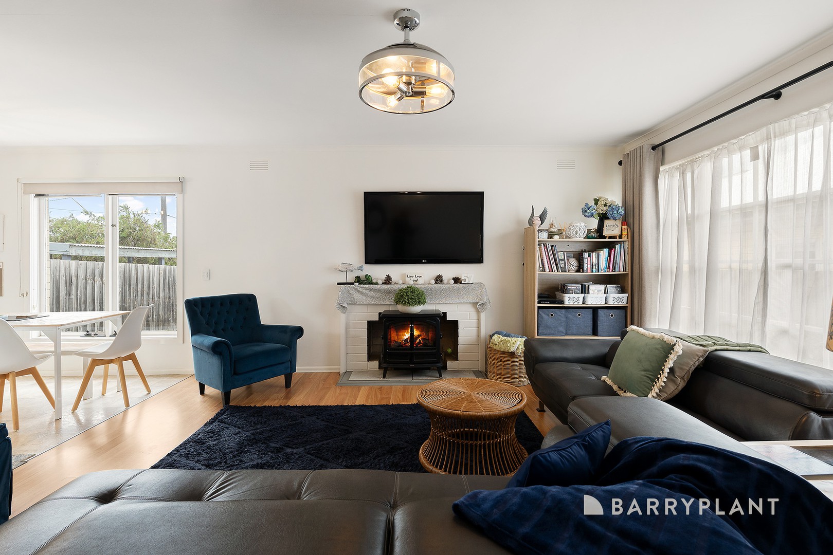 57 Seventh Avenue, Rosebud, VIC 3939 - Thumbnail 2 - 18/02/2026