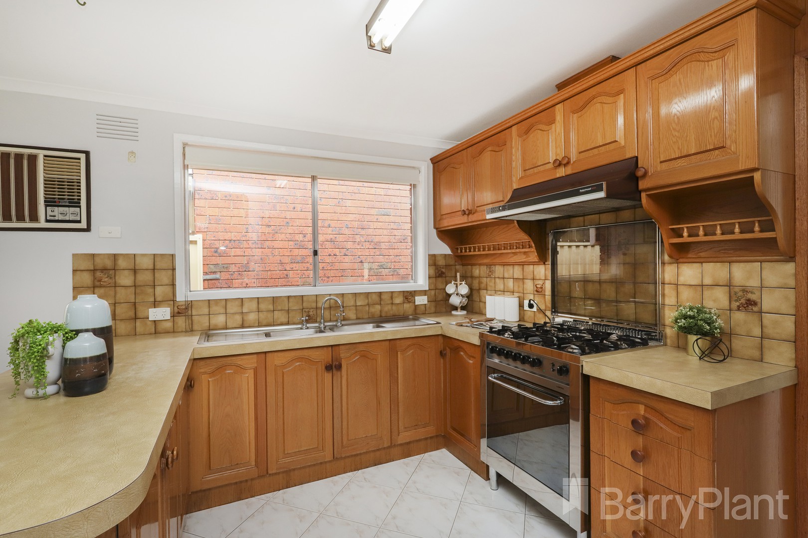 57 Suffolk  Road, Sunshine North, VIC 3020, Sunshine North - Thumbnail 6
